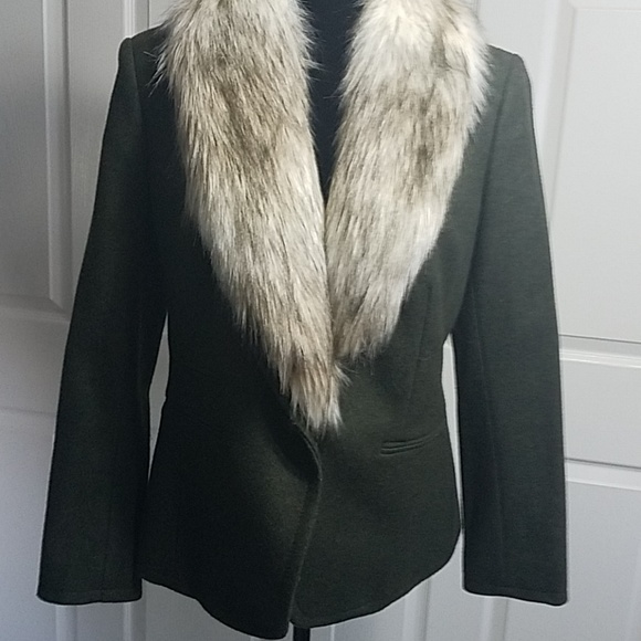 LOFT Jackets & Blazers - 🖤Ann Taylor Loft petite gorgeous olive green wool